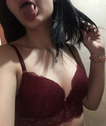 Опытная индивидуалка, я умею прокладывать дорогу к наслаждению. 💋
Мои услуги - это твоя гарантия незабываемого отдыха. Я могу подарить тебе настоящий релакс, приятное общение и волшебный массаж, который оставит следы на всем твоем теле. 💆♀️
Обладая притягательной внешностью и изысканным стилем, я покорю тебя с первого взгляда. Сексуальная и страстная, я знаю, как сделать тебя счастливым. 😈
Мои клиенты отмечают мою непревзойденную профессиональность и умение доставить истинное удовольствие. У меня есть отличные отзывы, которые говорят только в мою пользу. 🌟
Если ты ищешь настоящее наслаждение и незабываемый опыт, то я идеальный выбор для тебя. И не забудь, что я живу в Москве - столице возможностей и сексуальных фантазий. 🌇
Мои фотографии показывают мою привлекательность и страсть, которые только усиливаются на встрече со мной. Так что не медли и приходи, чтобы почувствовать весь мой талант и магию. 🔥 12871, 22 года